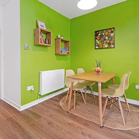 Cheerful Stays: Spacious Flat In Vibrant Leith EDI Exterior foto