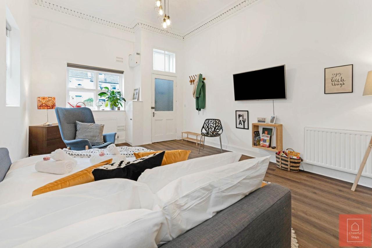 Cheerful Stays: Spacious Flat In Vibrant Leith EDI Exterior foto
