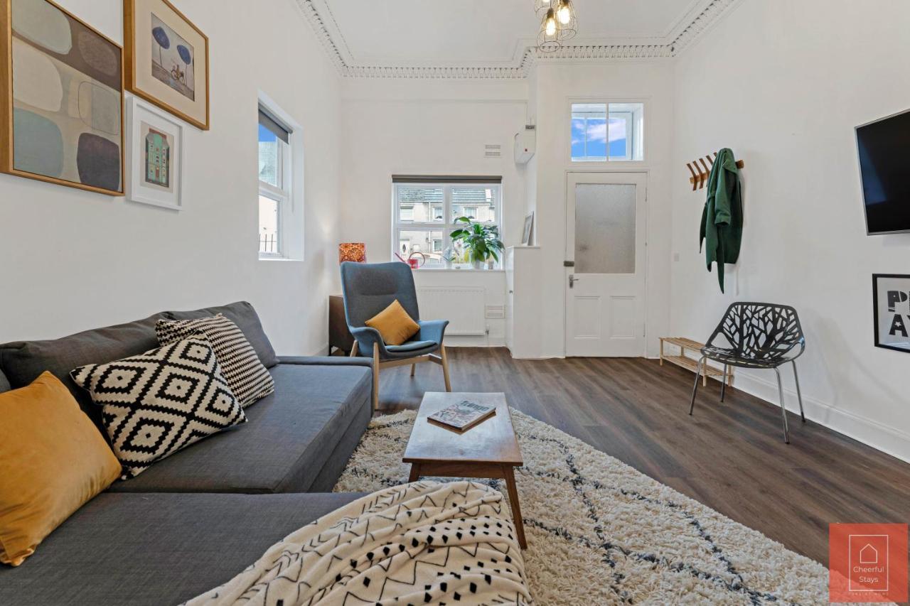 Cheerful Stays: Spacious Flat In Vibrant Leith EDI Exterior foto