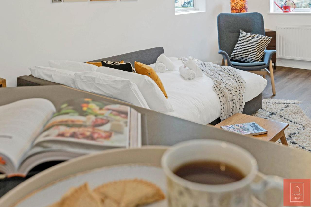 Cheerful Stays: Spacious Flat In Vibrant Leith EDI Exterior foto