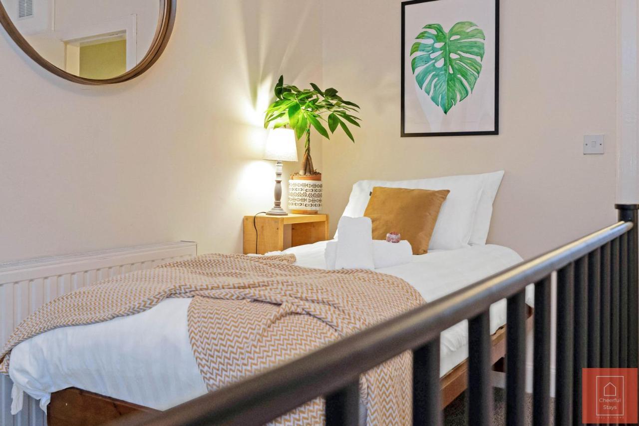 Cheerful Stays: Spacious Flat In Vibrant Leith EDI Exterior foto